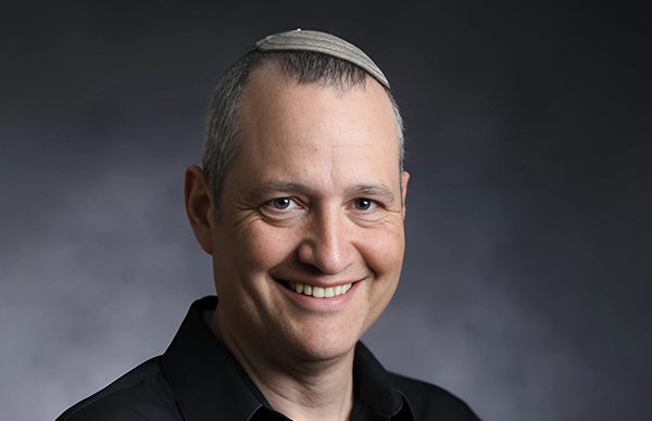 אליעזר לוין - מנהל האגף הצבאי